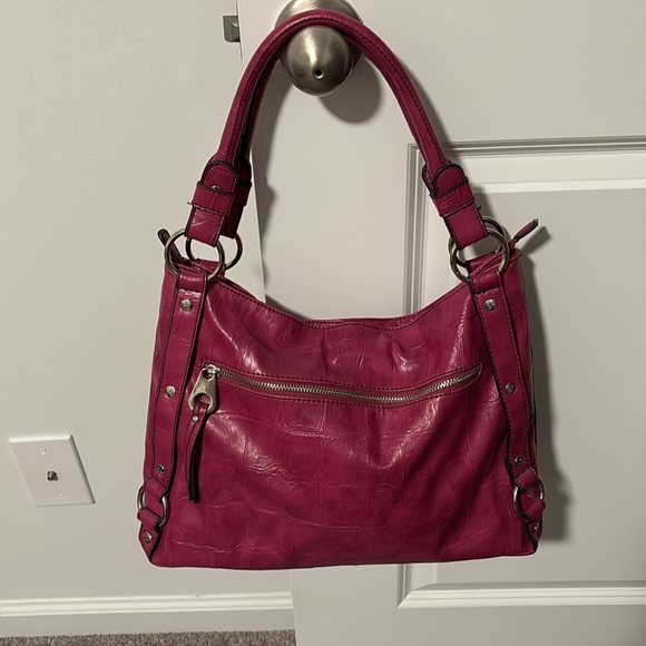 UNBRANDED PURPLE PURSE. SIZE 16x11 Man made material gorgeous - Picture 2 of 4